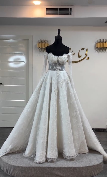 نمونه عروس · سلین