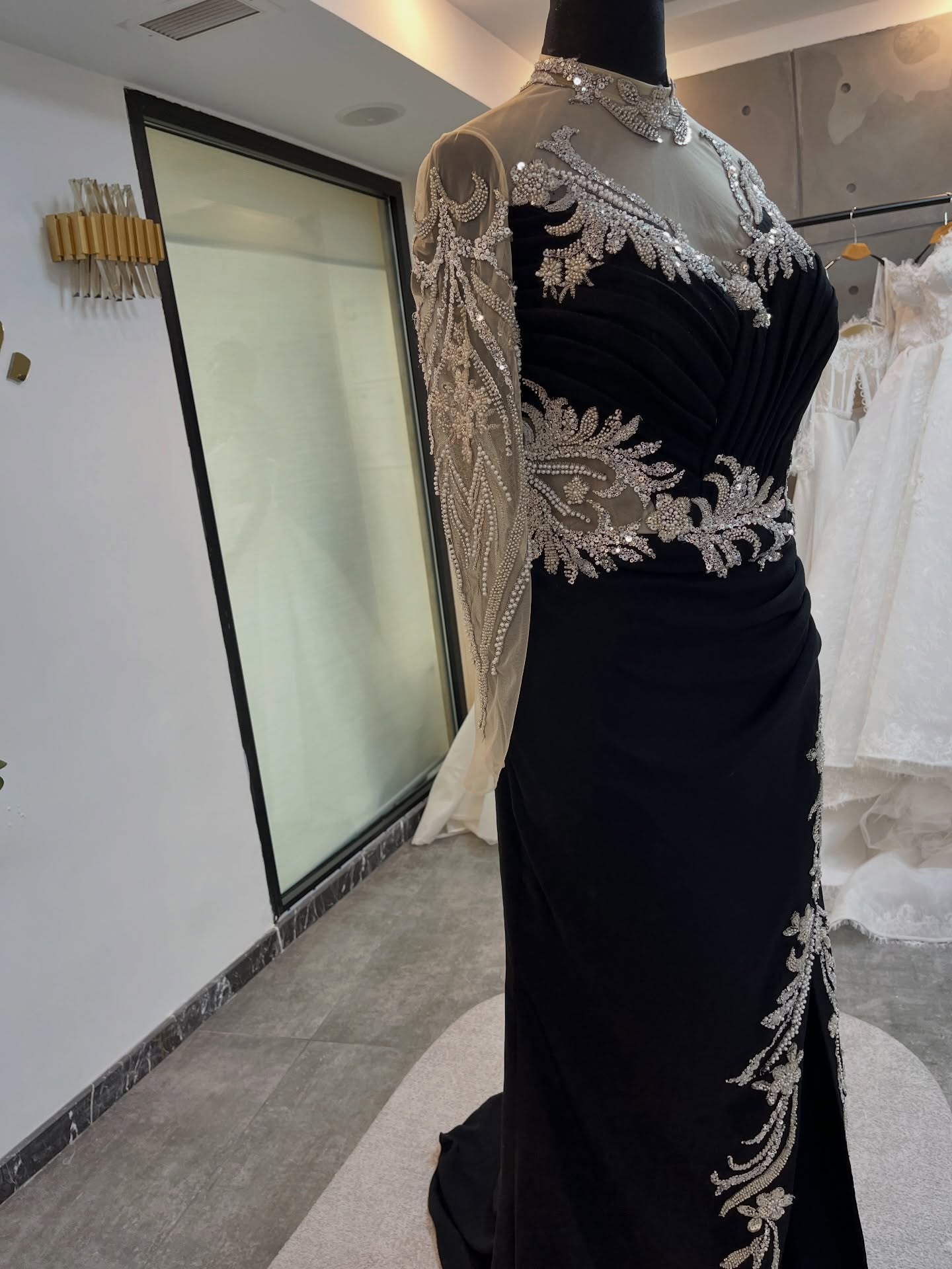 نمونه مجلسی · نوآ